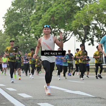 Runner Photo 6199786