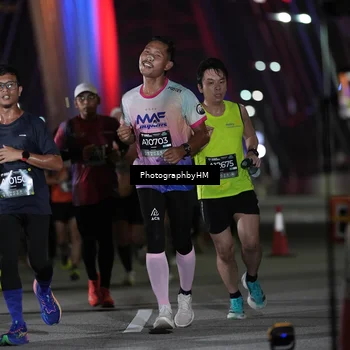 Runner Photo 6199790