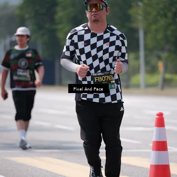 Runner Photo 6199820