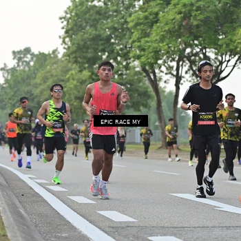Runner Photo 6199840