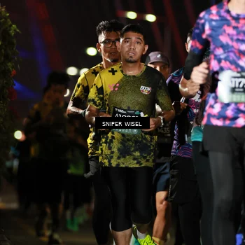 Runner Photo 6199864