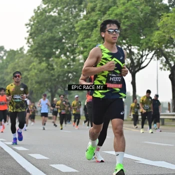 Runner Photo 6199870