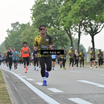 Runner Photo 6199877
