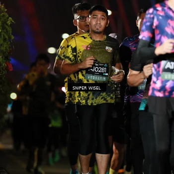 Runner Photo 6199878