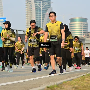 Runner Photo 6199895