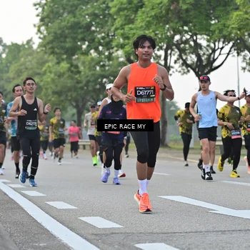 Runner Photo 6199927