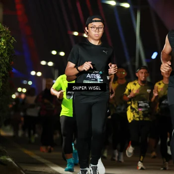 Runner Photo 6199928