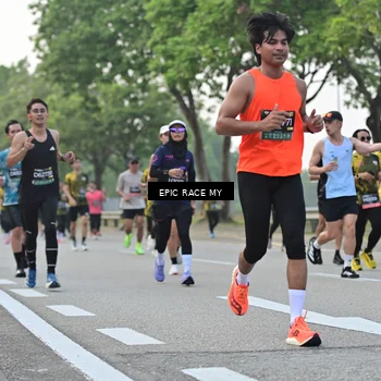 Runner Photo 6199937