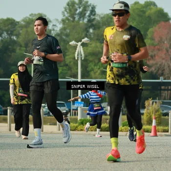 Runner Photo 6199995