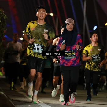 Runner Photo 6200016