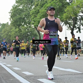 Runner Photo 6200023