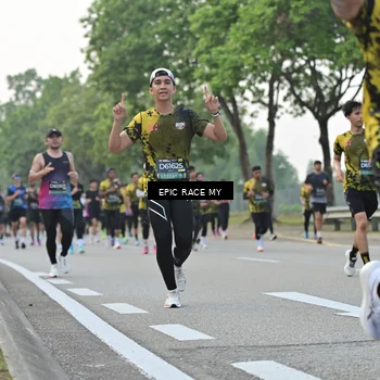 Runner Photo 6200026