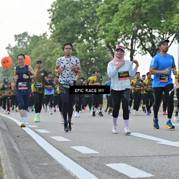 Runner Photo 6200043