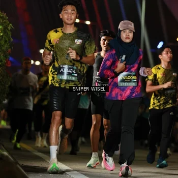 Runner Photo 6200046