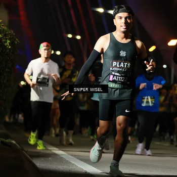 Runner Photo 6200072