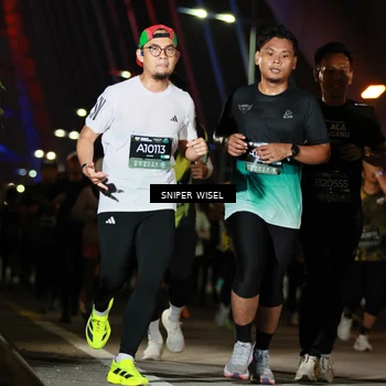Runner Photo 6200076