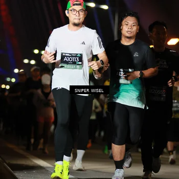 Runner Photo 6200087