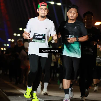 Runner Photo 6200093