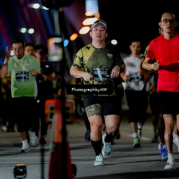 Runner Photo 6200115