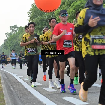 Runner Photo 6200122
