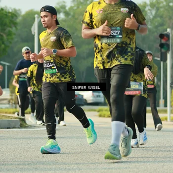 Runner Photo 6200129