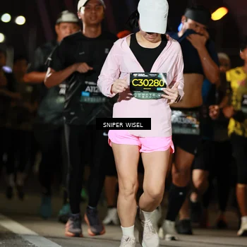 Runner Photo 6200130