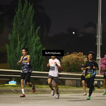 Runner Photo 6200141