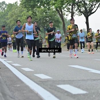 Runner Photo 6200170