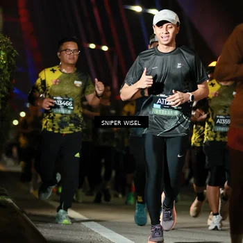 Runner Photo 6200173