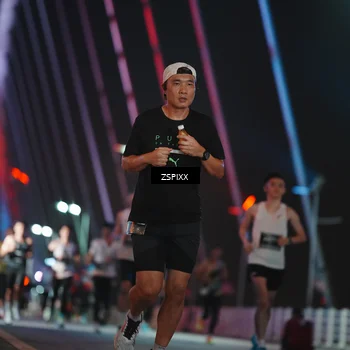 Runner Photo 6200175