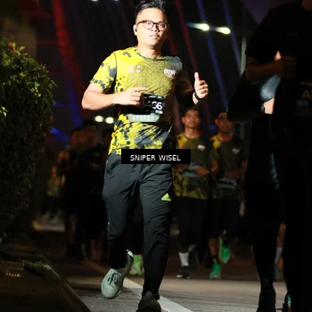 Runner Photo 6200192