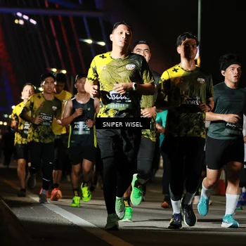 Runner Photo 6200221