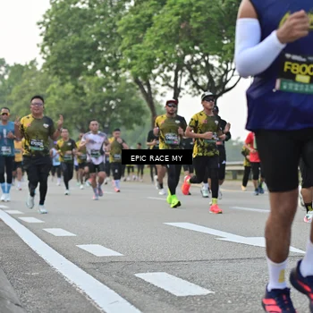Runner Photo 6200223