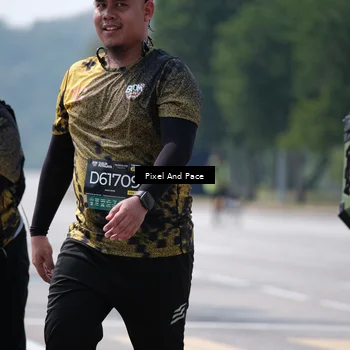 Runner Photo 6200234