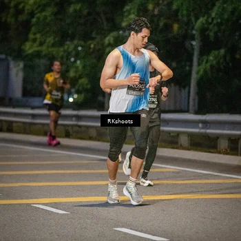 Runner Photo 6200236