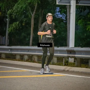 Runner Photo 6200239