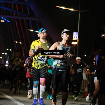 Runner Photo 6200251