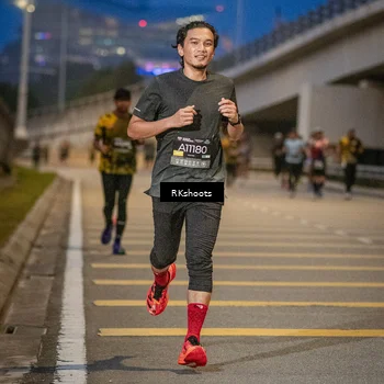 Runner Photo 6200264
