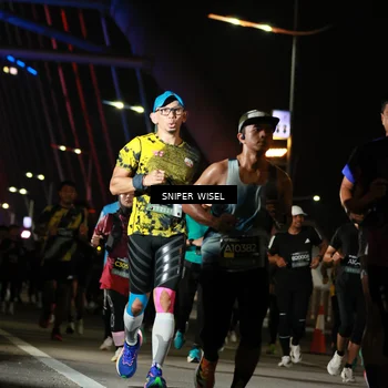 Runner Photo 6200266