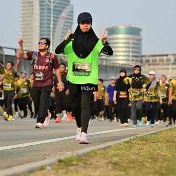 Runner Photo 6200274