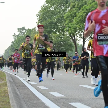 Runner Photo 6200277
