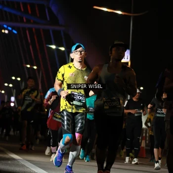 Runner Photo 6200287