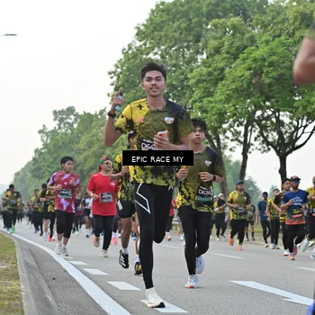 Runner Photo 6200291