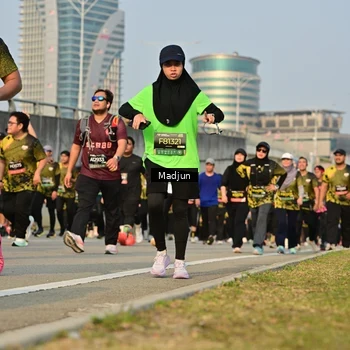 Runner Photo 6200293