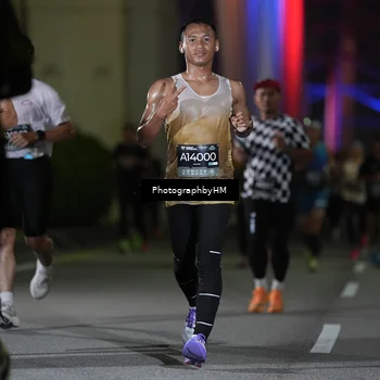 Runner Photo 6200300