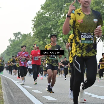 Runner Photo 6200302