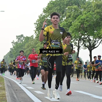 Runner Photo 6200306