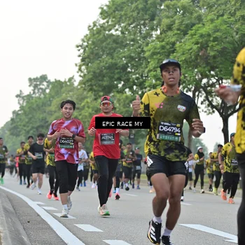 Runner Photo 6200307