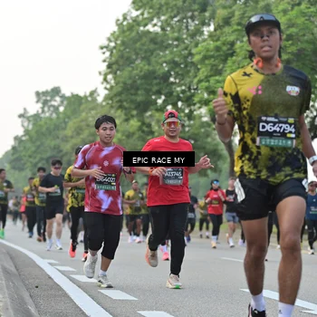 Runner Photo 6200325