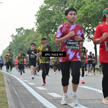 Runner Photo 6200347